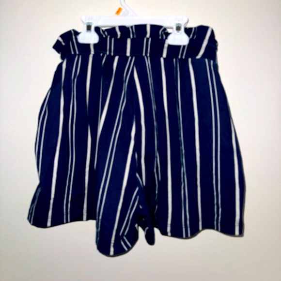 Shosho, navy blue and white striped shorts, size small - Picture 2 of 3